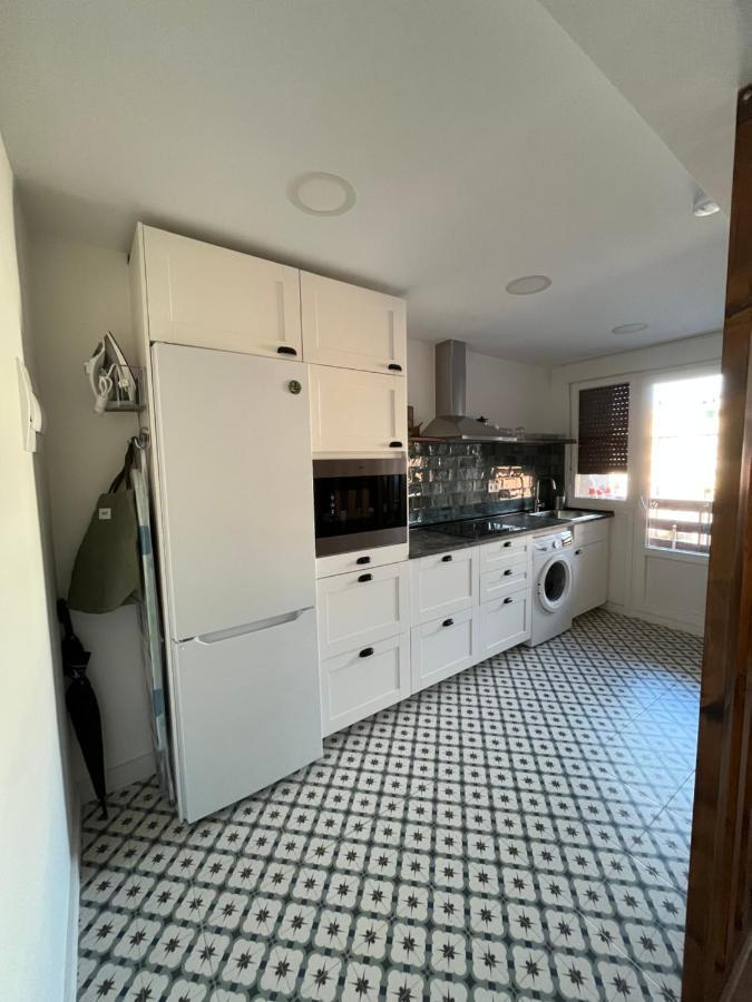 Apartment For 4 In Lejona Casa Natalia No Elevator Экстерьер фото